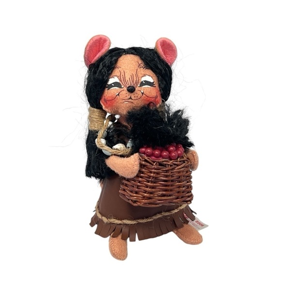 NWOT ANNALEE Native American Indian 6" Girl Mouse Basket of Berries 2006 - Picture 14 of 16